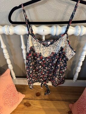 Xhilaration Navy Floral Lace-Trim Cami with Tie Front